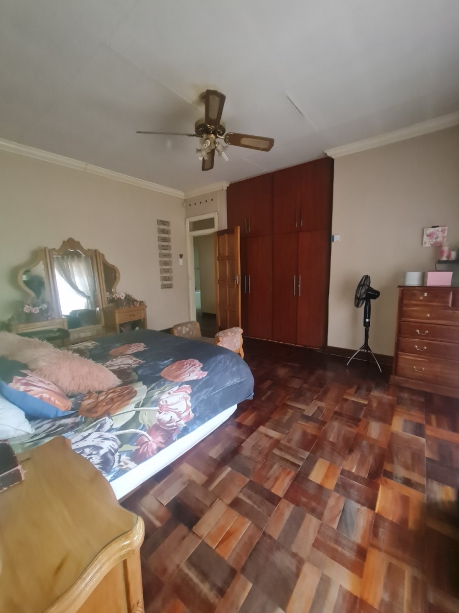 5 Bedroom Property for Sale in Sasolburg Free State